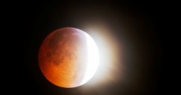 bulan purnama